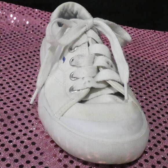 KEDS - Memory Foam Sneakers | 13M | Girls White Crew Kick '75 Shoes - Picture 4 of 15